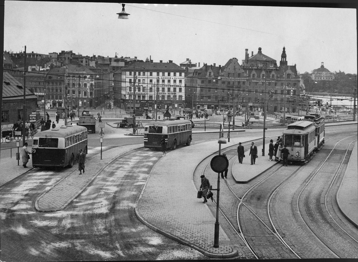 Slussen 1946 Ny busstation vid Södermalmstorg.