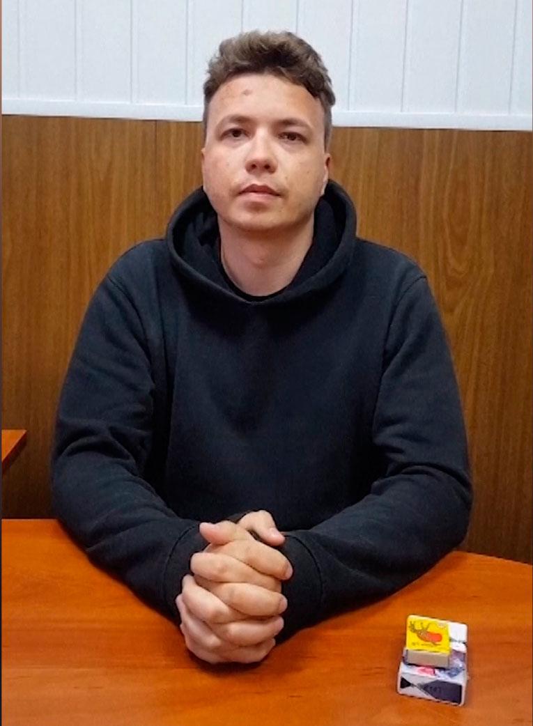 Den regimkritiske journalisten Roman Protasevitj, 26 greps kort efter att ett Ryanair-plan ändrat landningsdestination från Litauen till Minsk i Belarus.