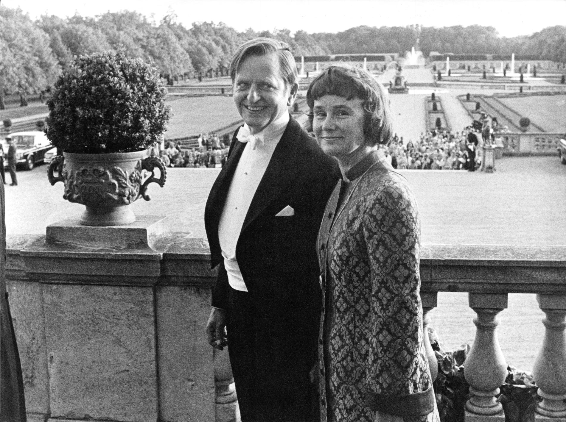 Lisbeth tillsammans med sin make Olof Palme