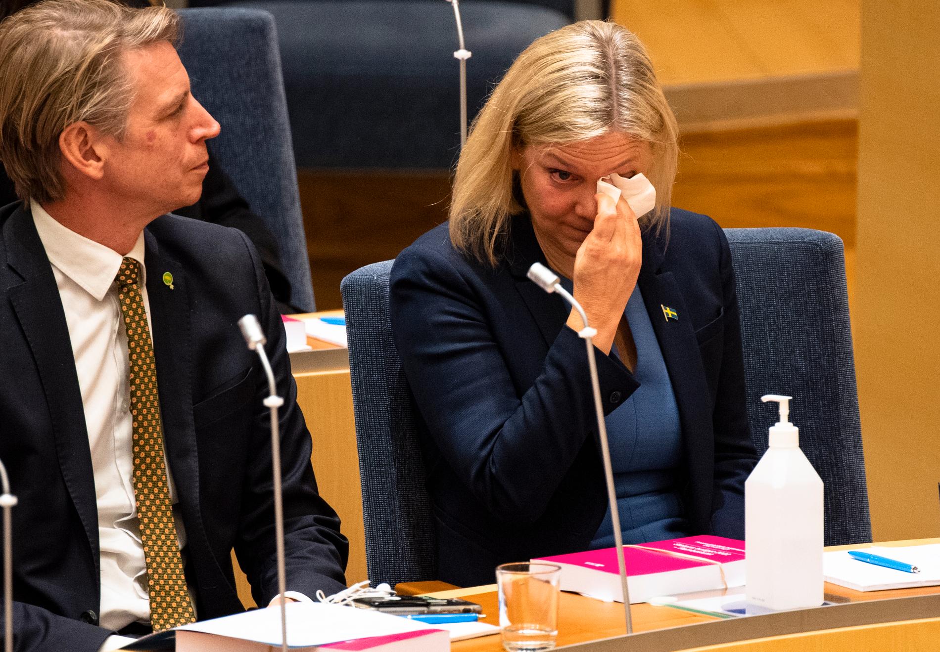 Magdalena Andersson rördes till tårar när hon blev vald till statsminister. 