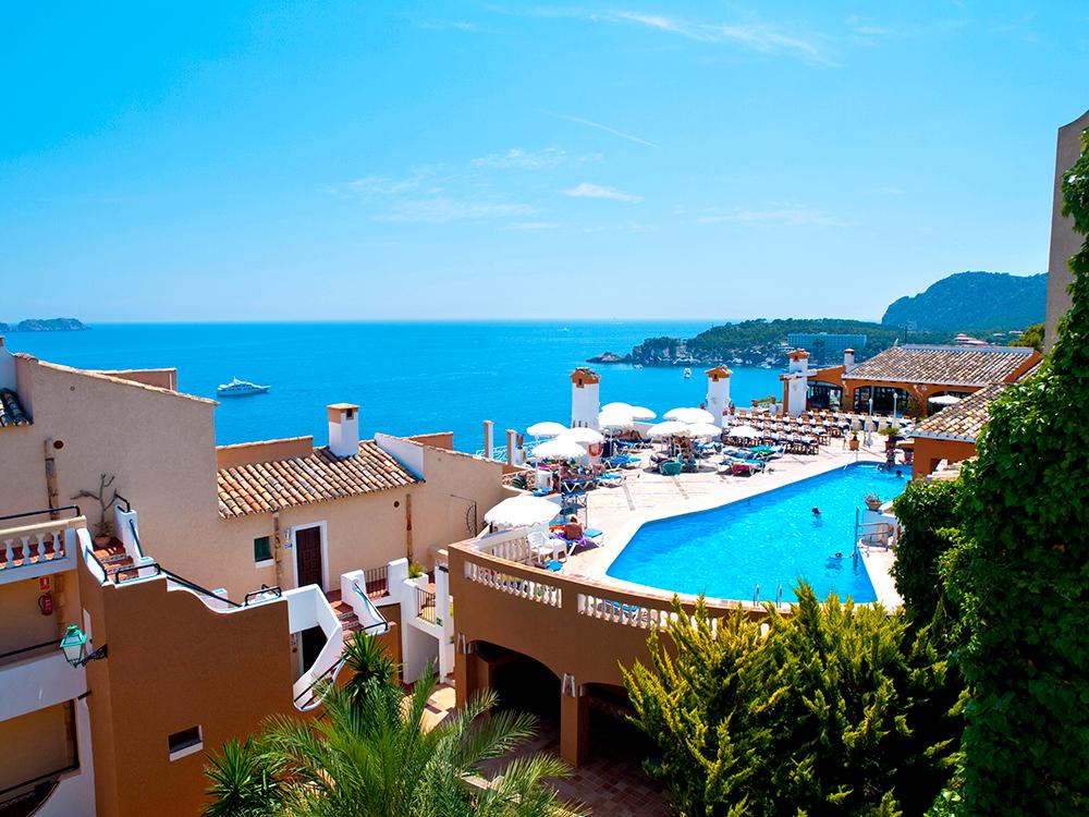 Turistskatten på de fina hotellen fördubblas på de Baleariska öarna.