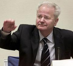 30 oktober 2001. Slobodan Milosevic vid krigsförbrytartribunalen i Haag.