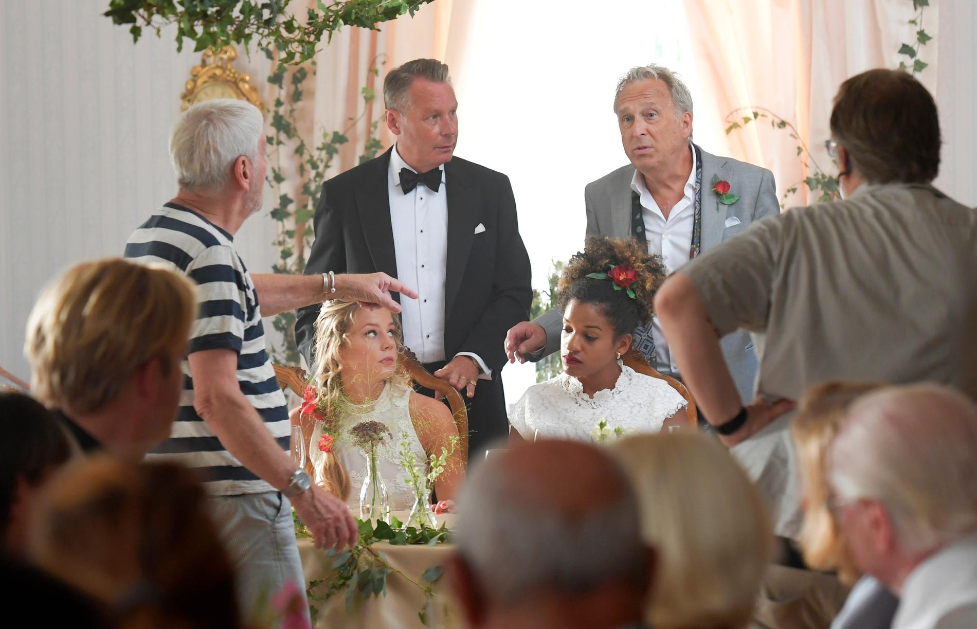 Inspelning av Colin Nutley tv-serie ”Bröllop, begravning och dop” med Colin, Molly Nutley, Johan H:son Kjellgren, Angelika Prick och Philip Zandén.