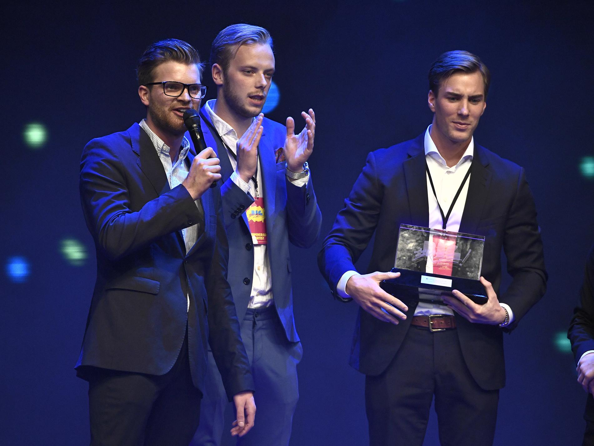 Lucas Simonsson, Carl Déman och Jonas Fagerström utgör humorgruppen JLC. 