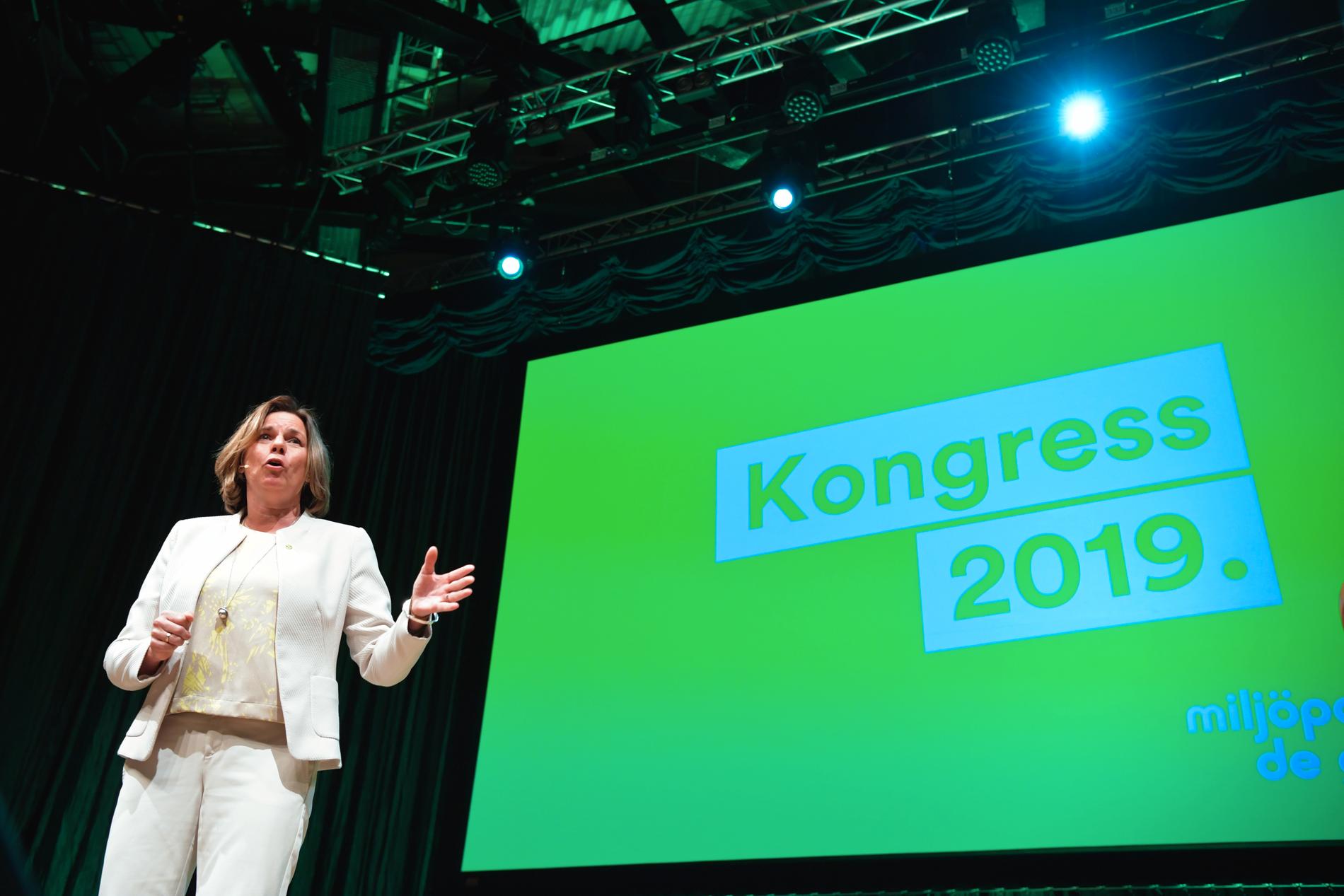 Miljöpartiets språkrör Isabella Lövin talar på partiets kongress i Örebro.
