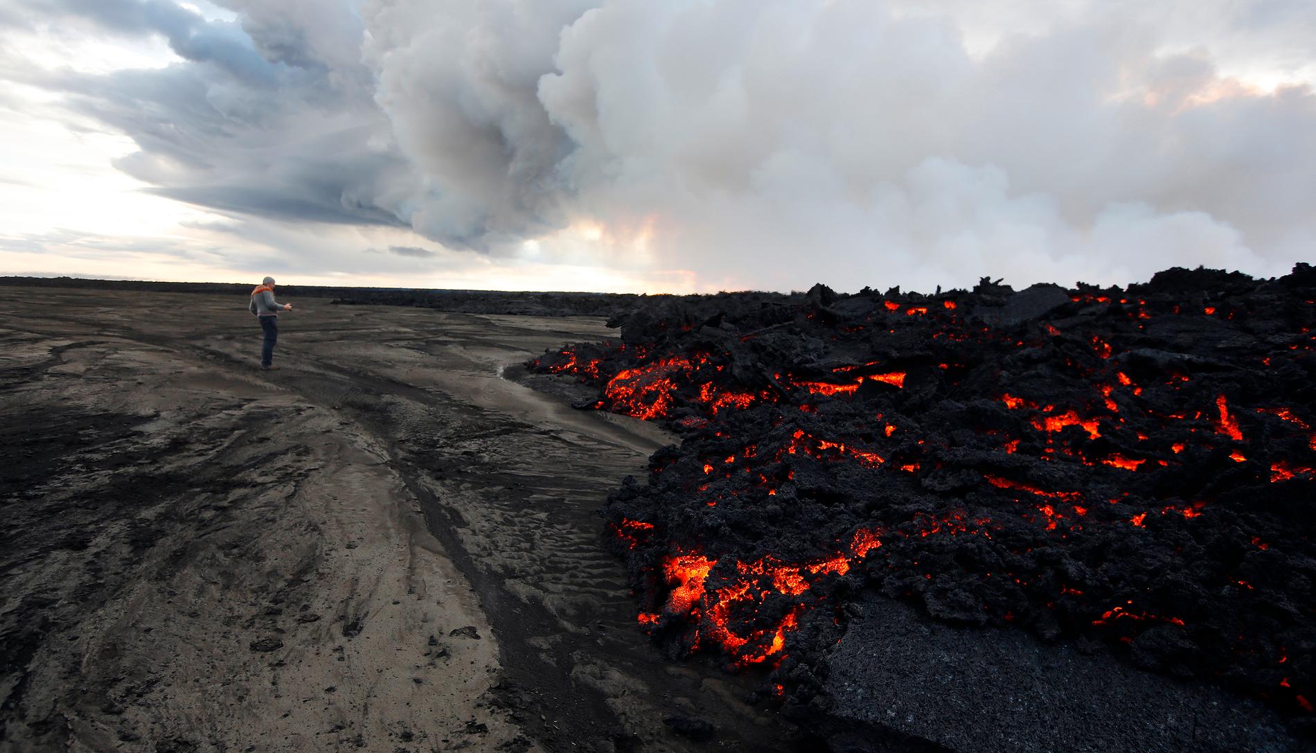 Forskare i Danmark har slagit fast att ett vulkanutbrott i Alaska 43 år före Kristus orsakade det kalla klimat som bidrog till romarrikets fall. Bilden visar lavaströmmar men på Island. Arkivbild.