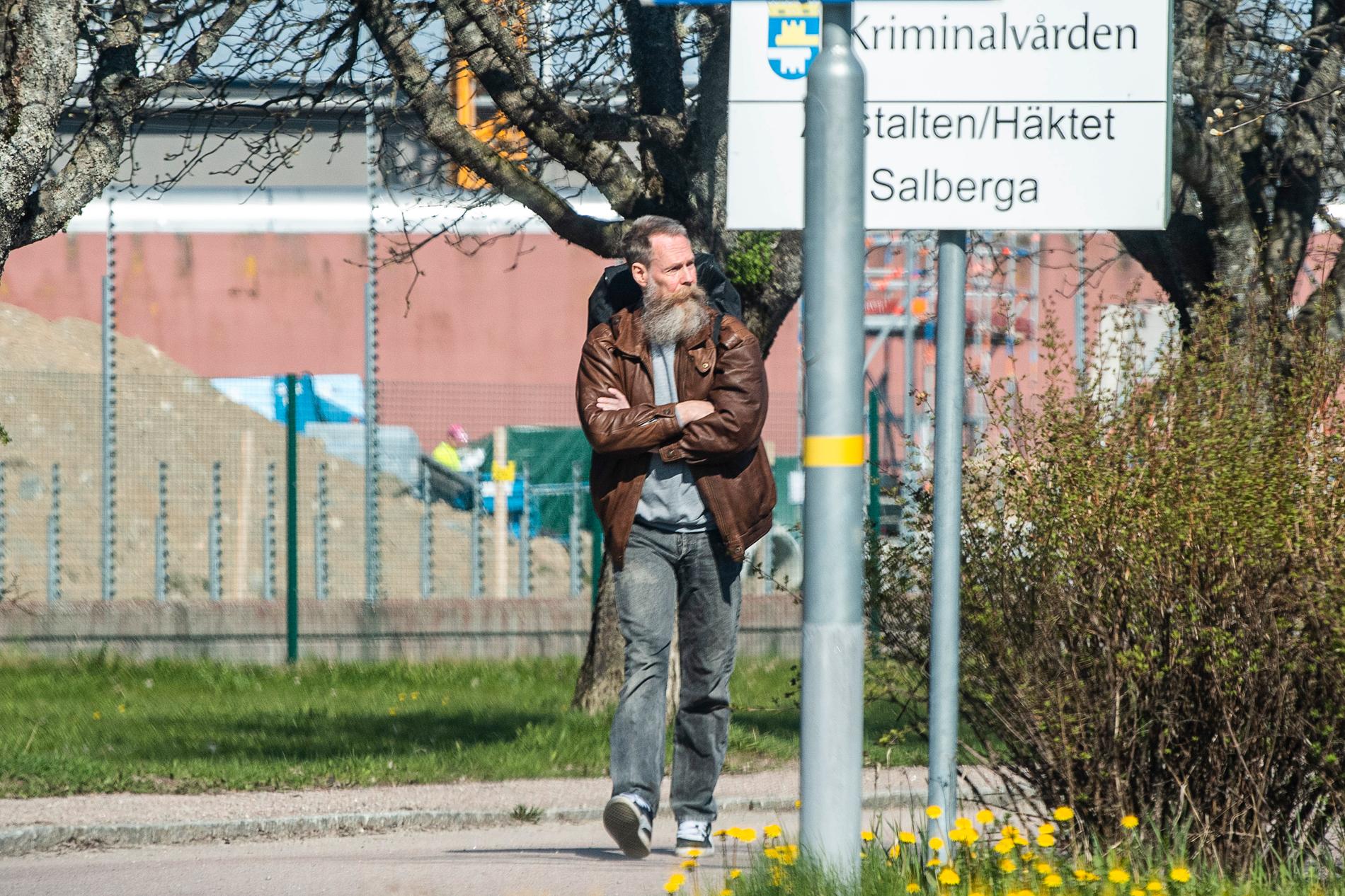 Ulf Borgström, ”Gryningspyromanen”, när han släpptes ut från Solberga-anstalten i Sala tidigare i år. 
