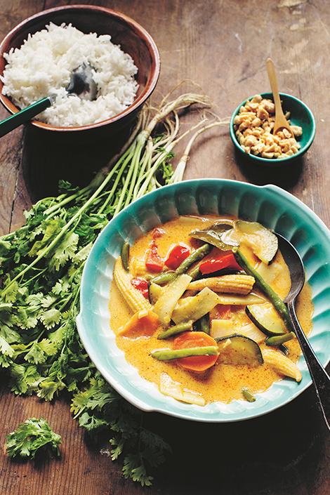 En thailändsk gryta med mycket grönsaker från  Zeina Mourtadas kokbok.