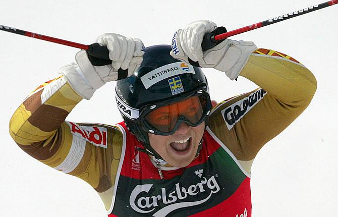 Jaaaaaaa Anja skriker ut sin glädje efter VM-guldet i storslalom i Bormio 2005.