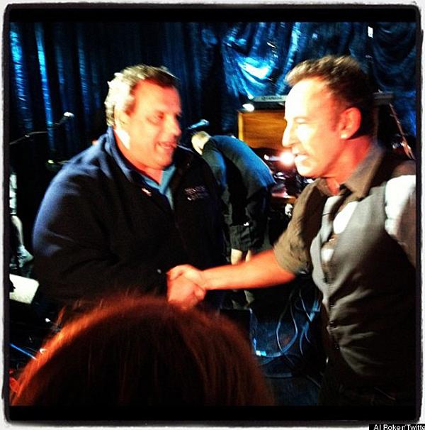 New Jerseys guvernör fick äntligen träffa sin stora idol Bruce Springsteen.