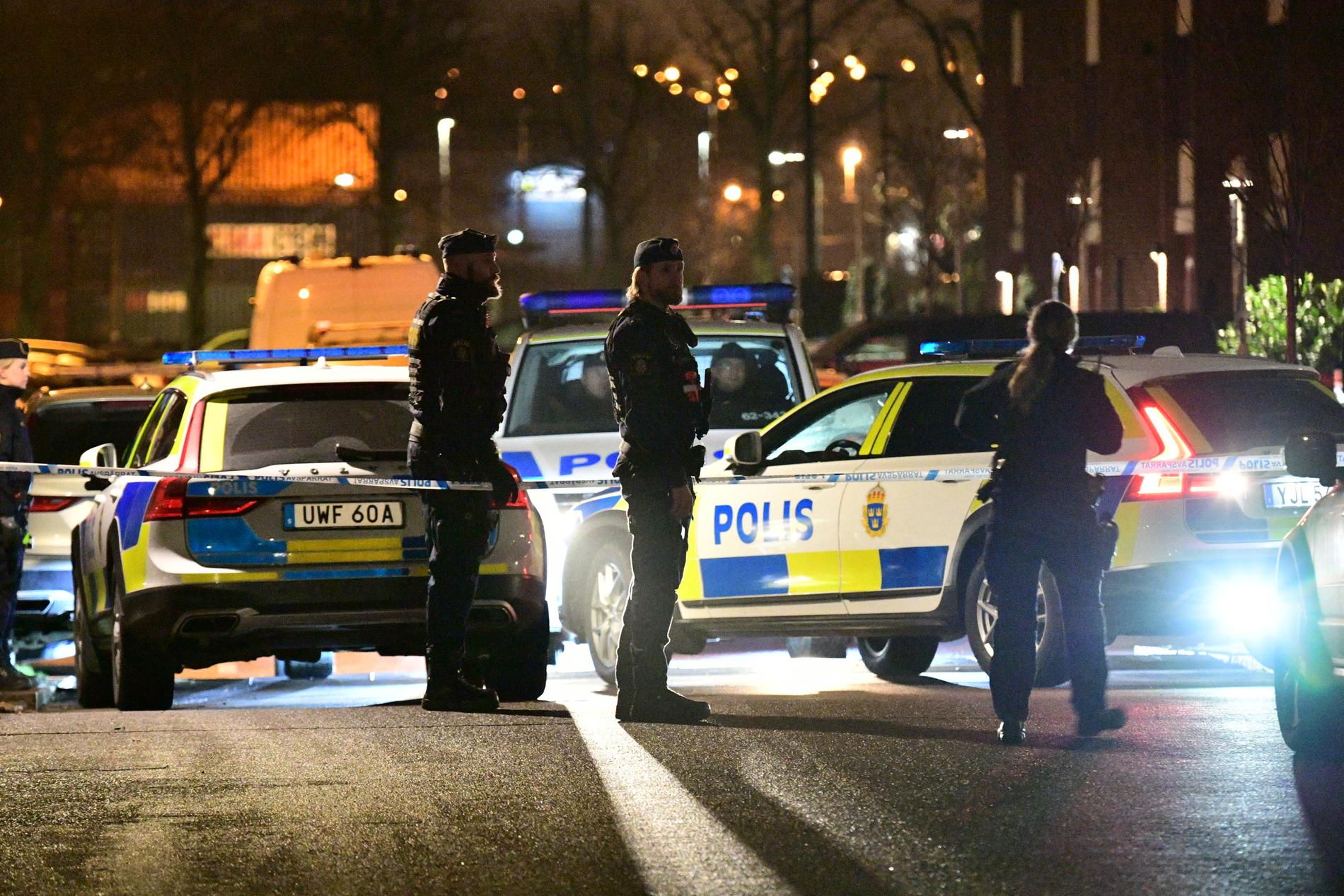Polisen hittade bland annat sprängmedel vid ett tillslag mot en lägenhet i Helsingborg i torsdags.