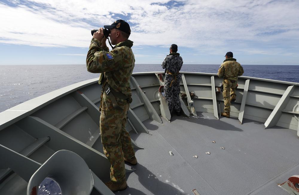 Australiska sjömän letar efter MH370 på onsdagen