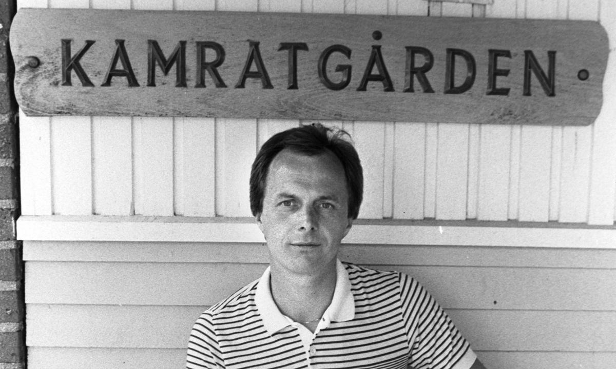 Sven-Göran Eriksson utanför Kamratgården i Göteborg inför Uefacup-spelet 1982.