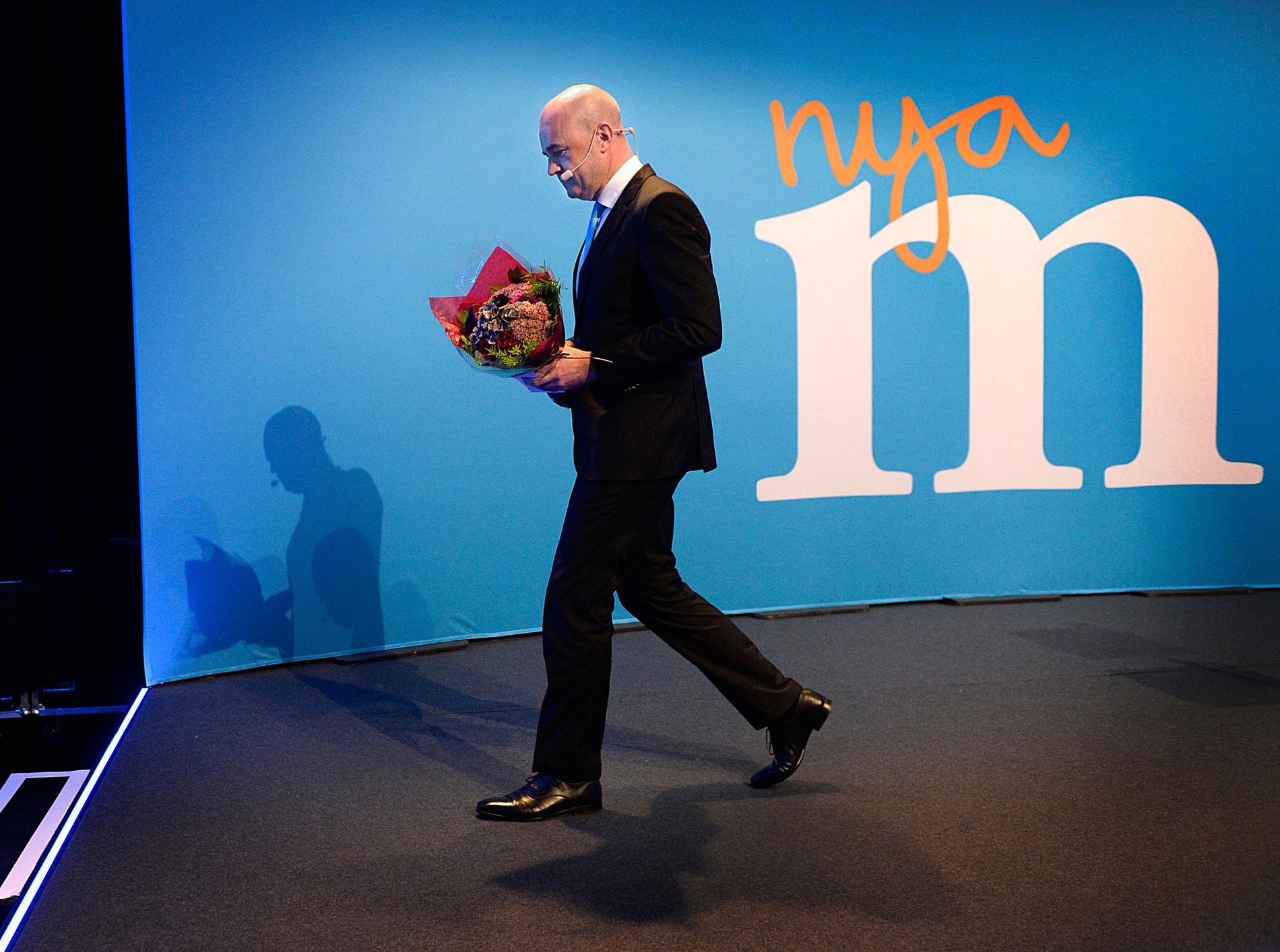 September 2014. Valet 2014. Moderaternas valvaka. Fredrik Reinfeldt (M) meddelar att han avgår som statsminister samt att han även avgår som partiledare i vår.