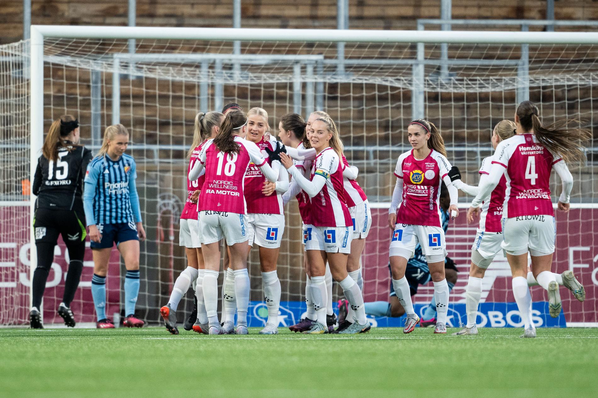 Bara någon timme efter matchen mot Djurgården meddelade Uppsala att huvudtränarna lämnar.