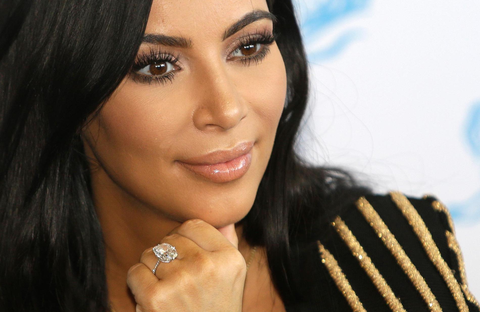 Kim Kardashian vill nu ha 48,5 miljoner kronor av försäkringsbolaget
