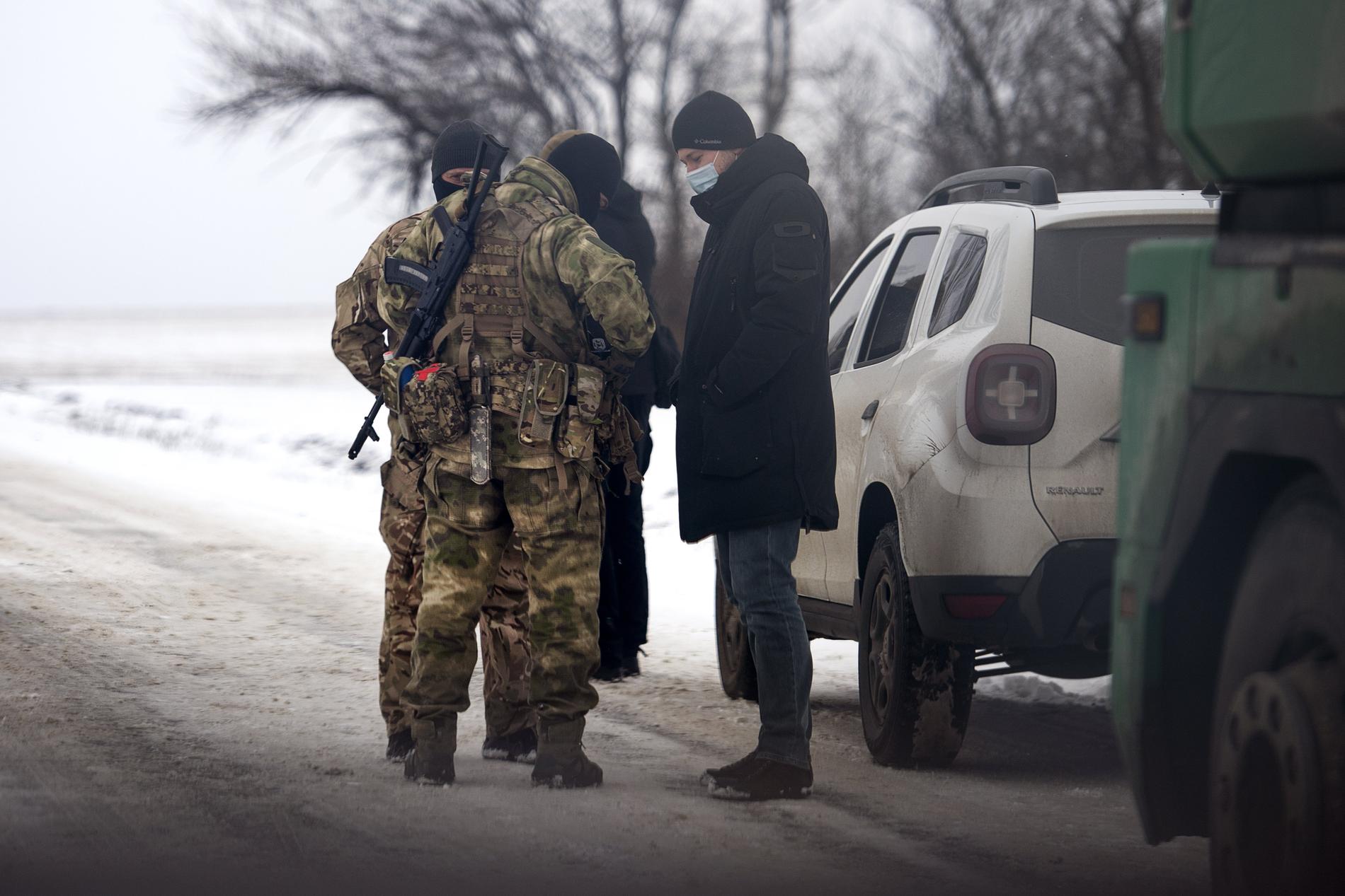 Människorna längs frontlinjen i Ukraina har levt med krigets närvaro länge.