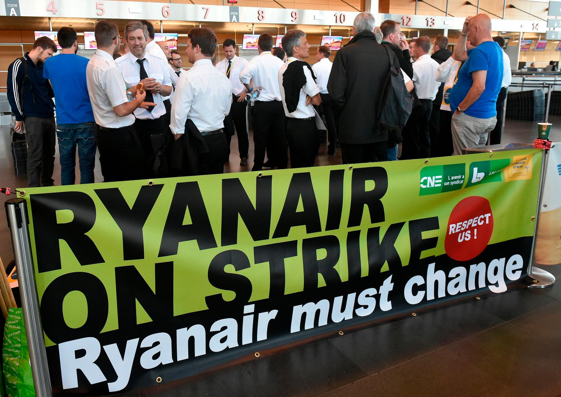 Ryanair-anställda strejker i Belgien.
