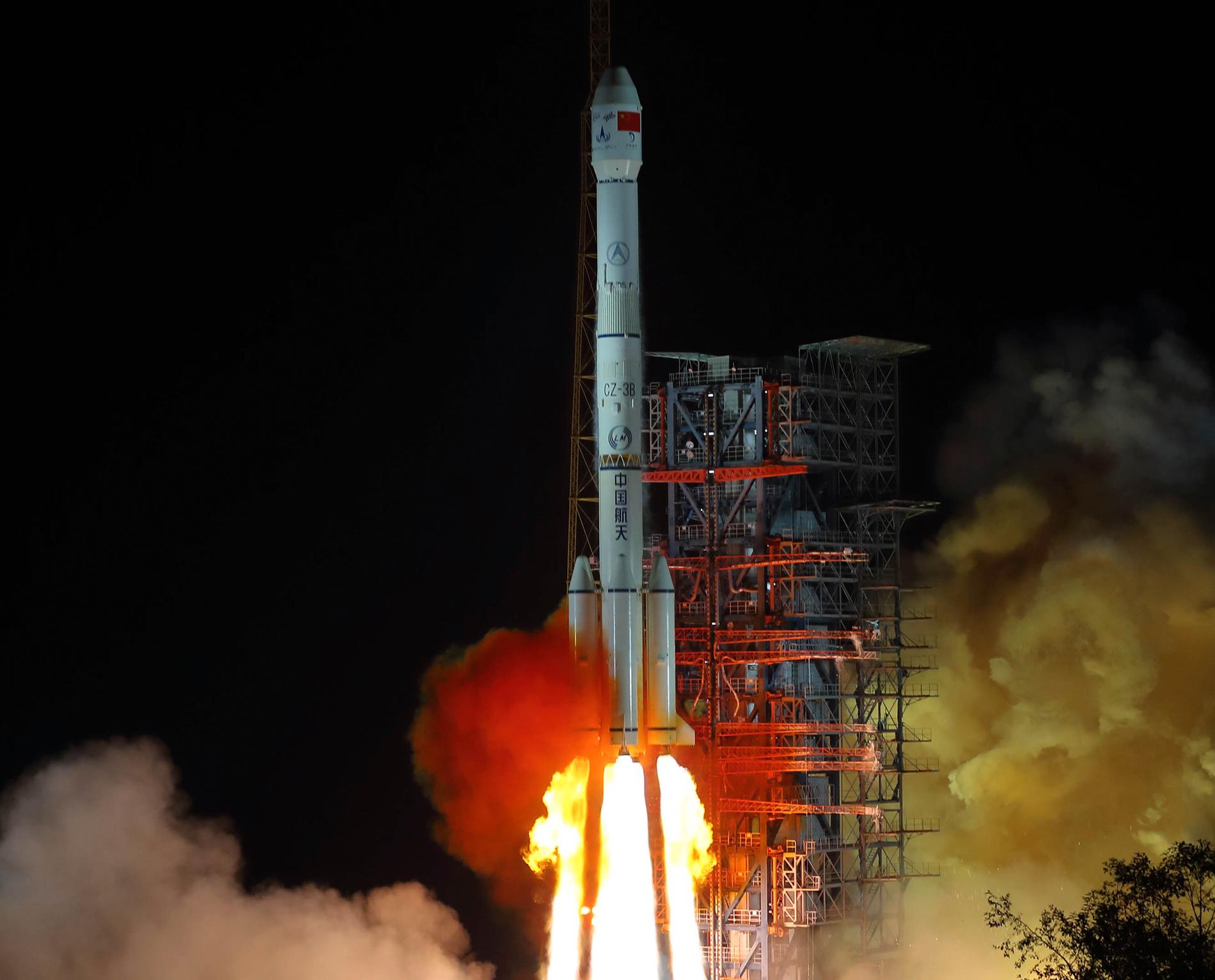 Chang'e-4 skjuts iväg från rymdbasen Xichang i södra Kina i början av december.