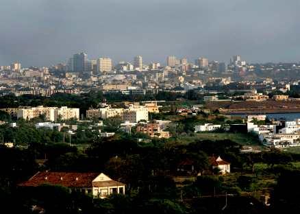Från fyren Les Mammelle har man utsikt över hela Senegals huvudstad, där 2,5 miljoner är bosatta.