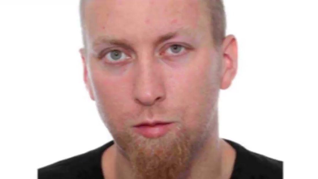 Mördaren Erik Ljungström högg en medintagen på säkerhetsavdelningen. 