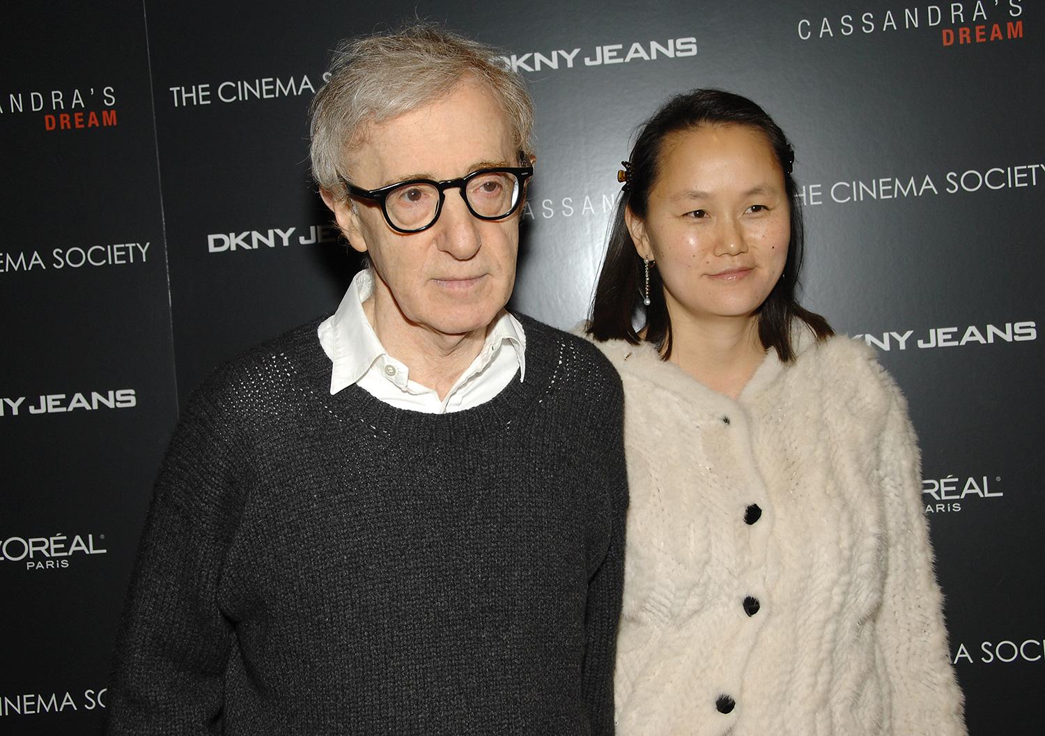 Woody Allen med sin fru Soon-Yi.