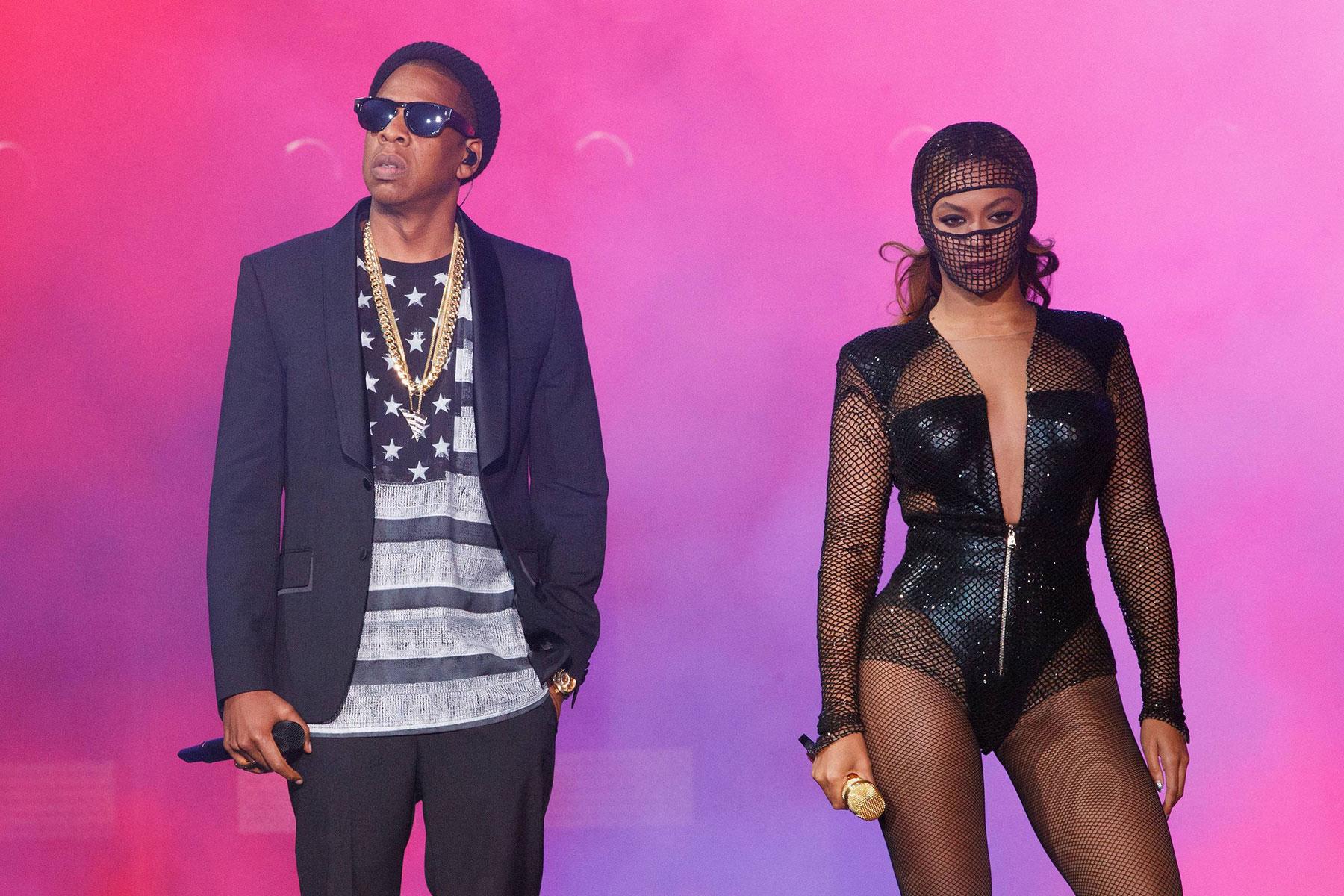 Jay Z och Beyoncé på scen.