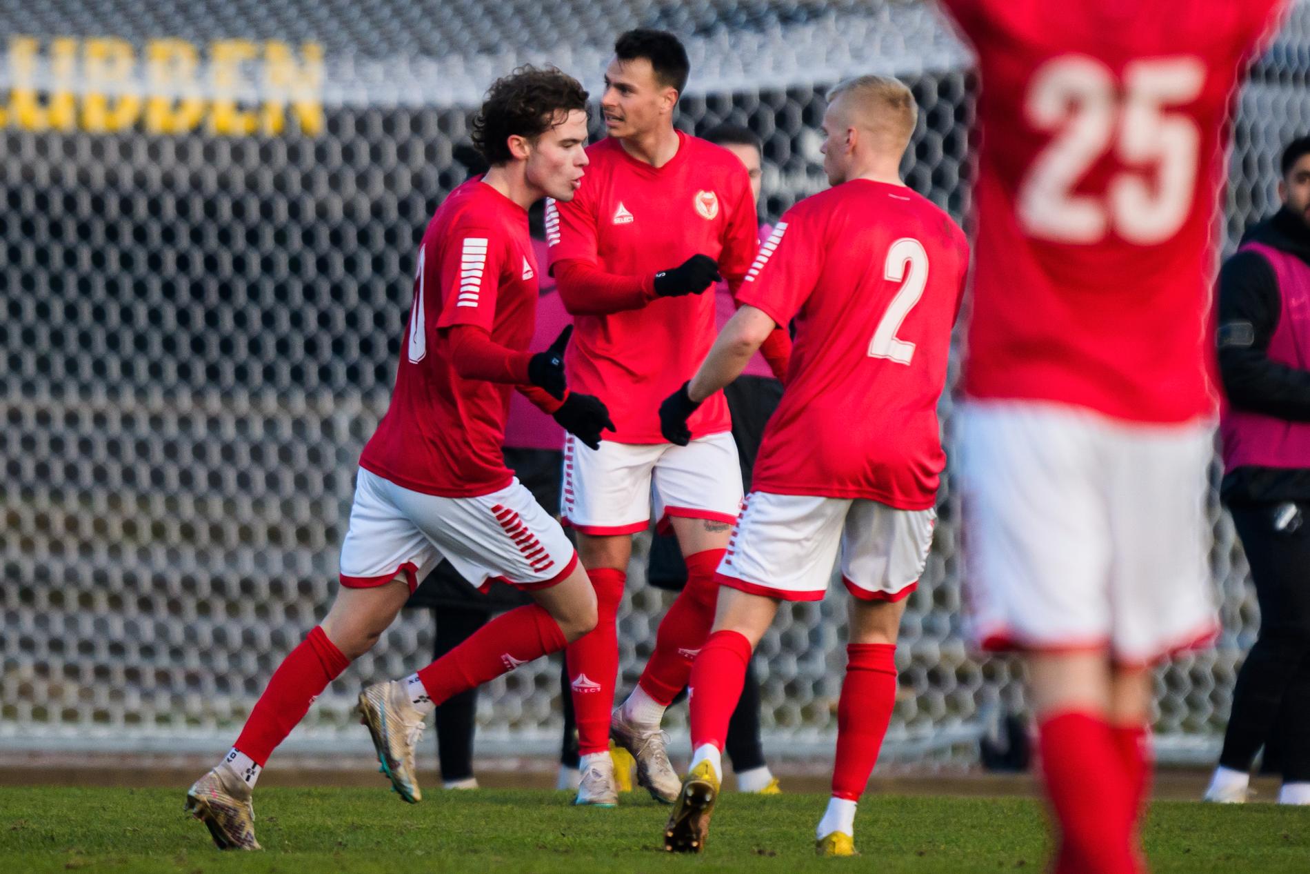 Sportbladet sänder även träningsmatchen mellan Kalmar FF och Öster.
