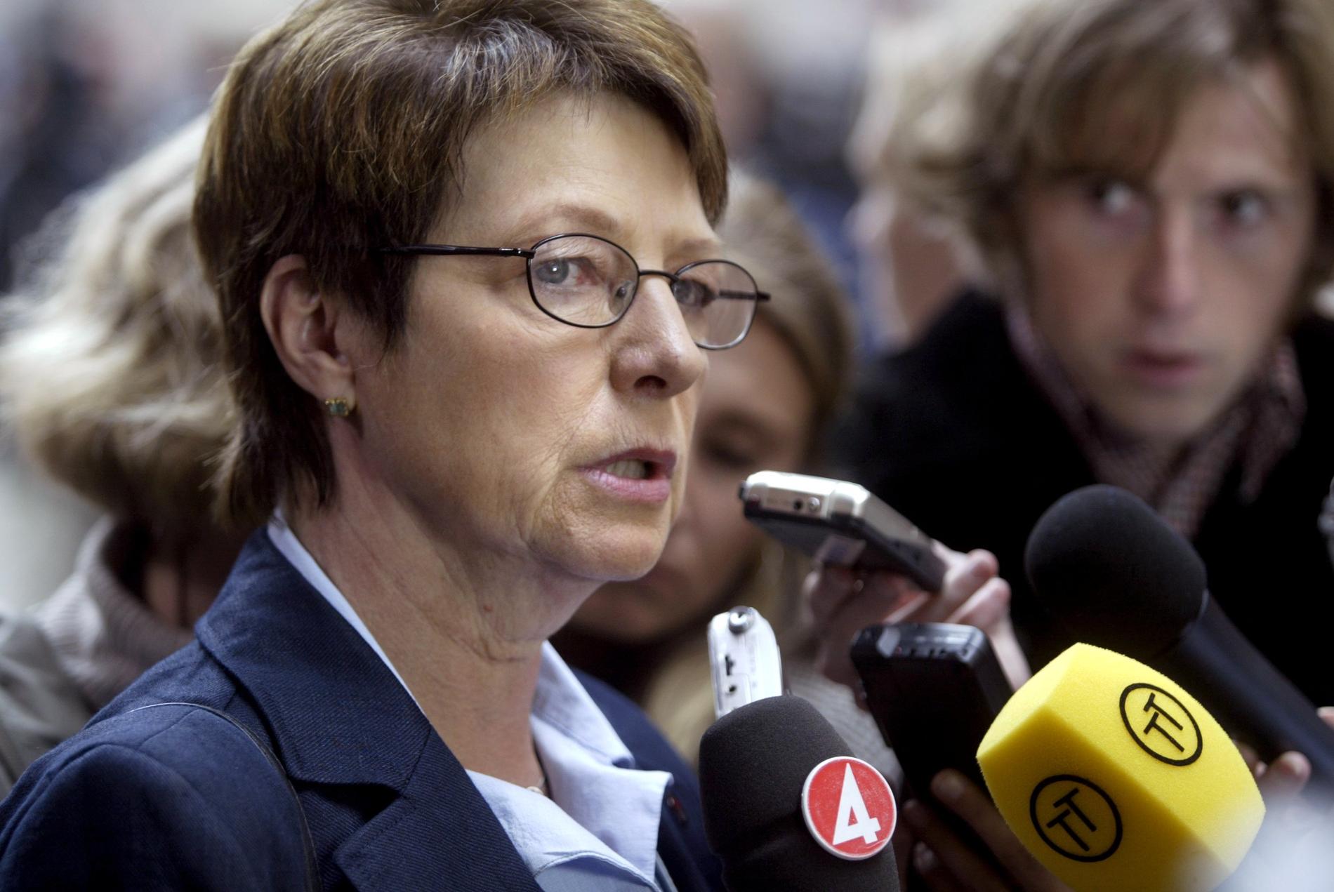 Ulla Hoffman,  Vänsterpartiets partiledare 2003–2004.