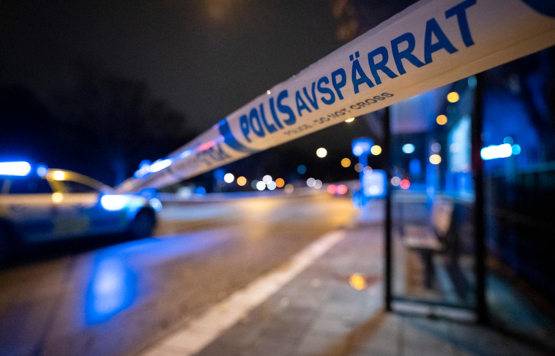 Den man som överföll en kvinna i en busskur i Malmö är allvarligt psykiskt störd.