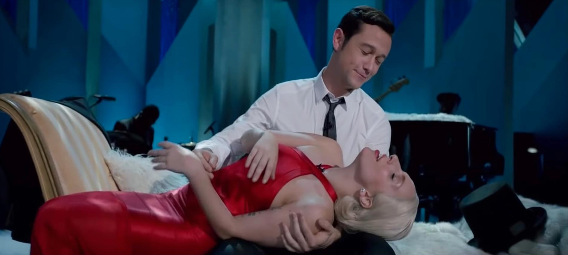 Lady Gaga och Joseph Gordon-Levitt i videon till ”Baby It's Cold Outside”.