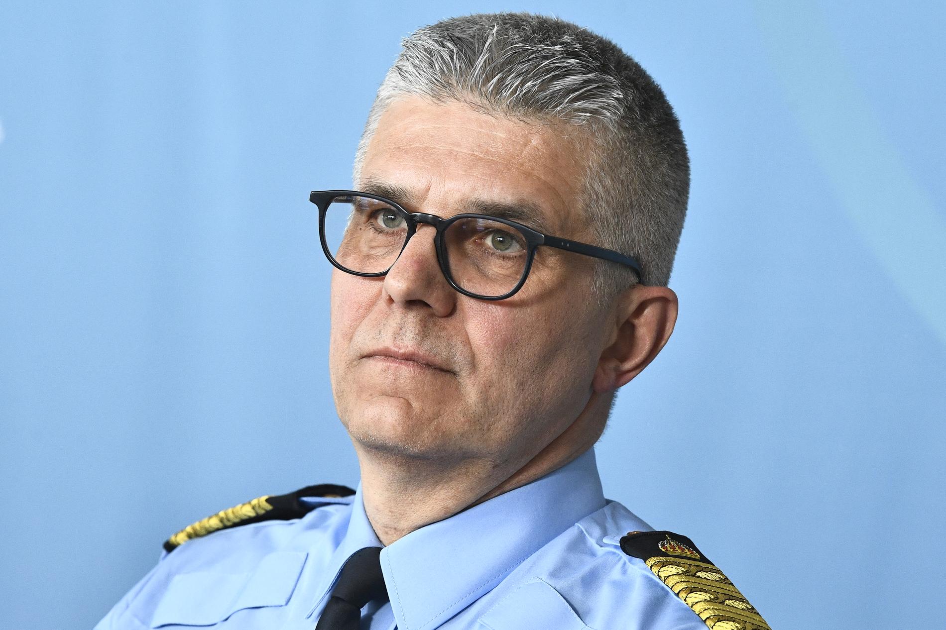 – Det finns en diskussion om att hela landet ska vara säkert, att man inte ska kunna köpa sig till en säkerhet, för det är polisen i grunden som ska stå för det, säger rikspolischef Anders Thornberg.