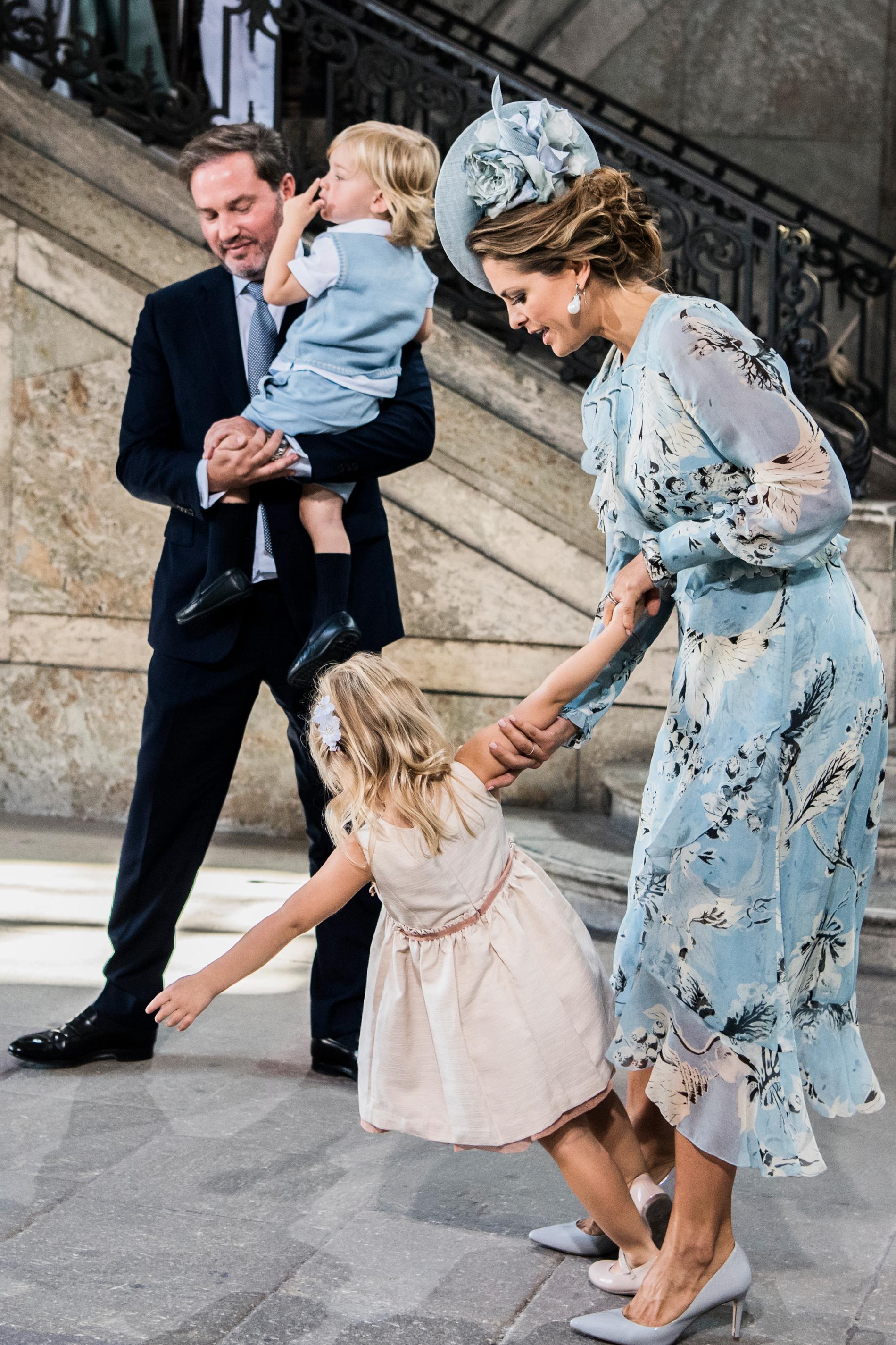 Chris O’Neill, prins Nicolas, prinsessan Madeleine och prinsessan Leonore på kronprinsessan Victorias 40-årsdag. 