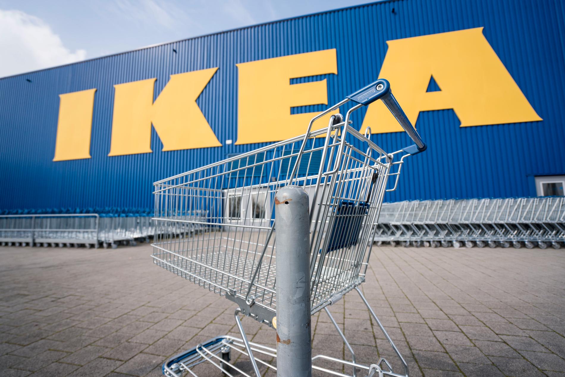 Ikea råder kunder till att kolla lagerstatus på hemsidan innan man ger sig av till en fysisk butik.