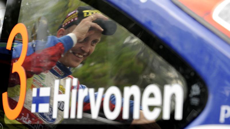 Finländaren Mikko Hirvonen vann Greklands VM-rally – och knappar in på ledaren Sebastian Loeb i sammandraget.