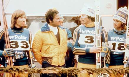 Tillsammans med 1977 års slalomkungar, vid Världscupen i Åre. Fr v Thorsten Jakobsson, kungen, Ingemar Stenmark och Stig Strand.