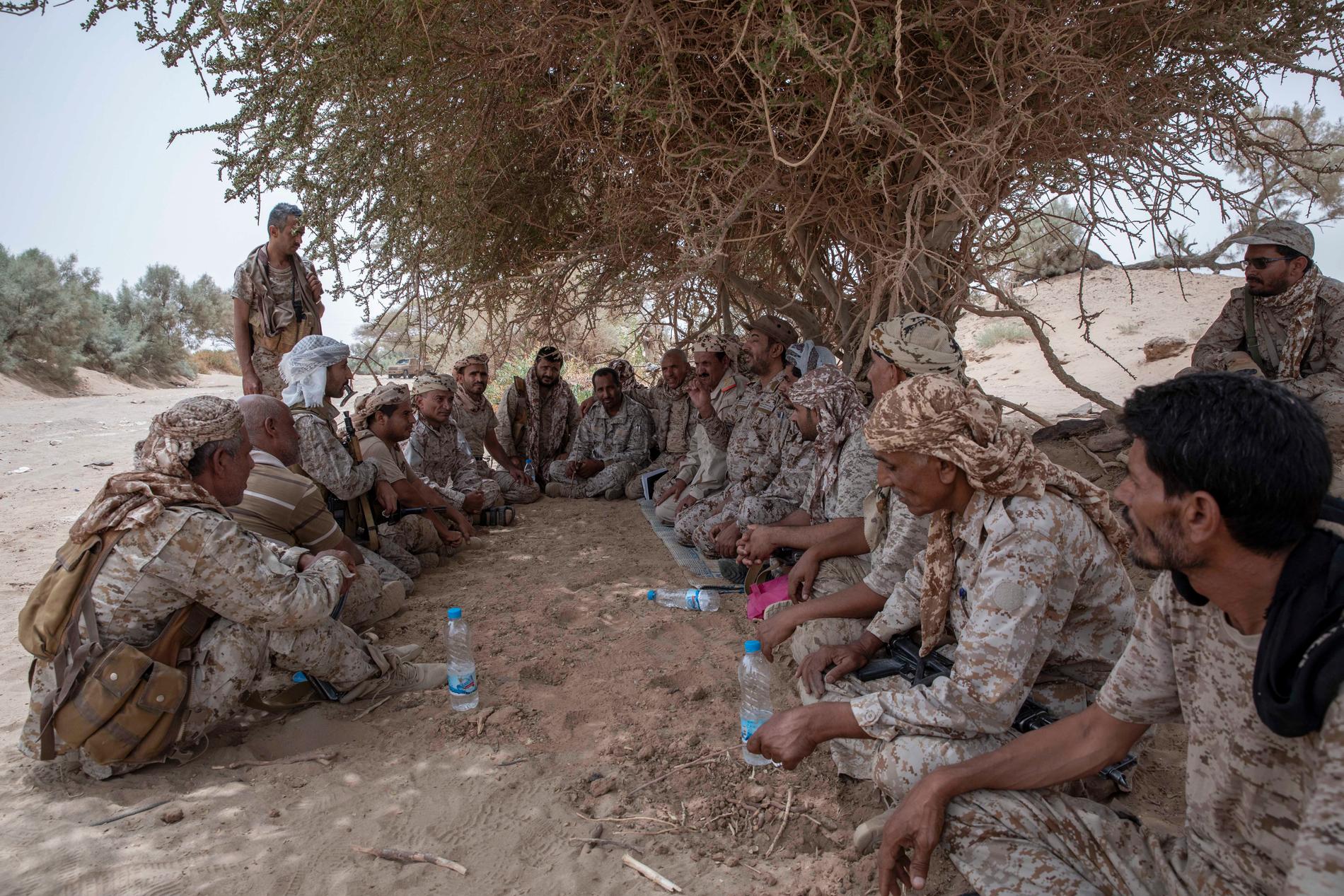 Regeringstrogna soldater i närheten av Marib, Jemen. Arkivbild.