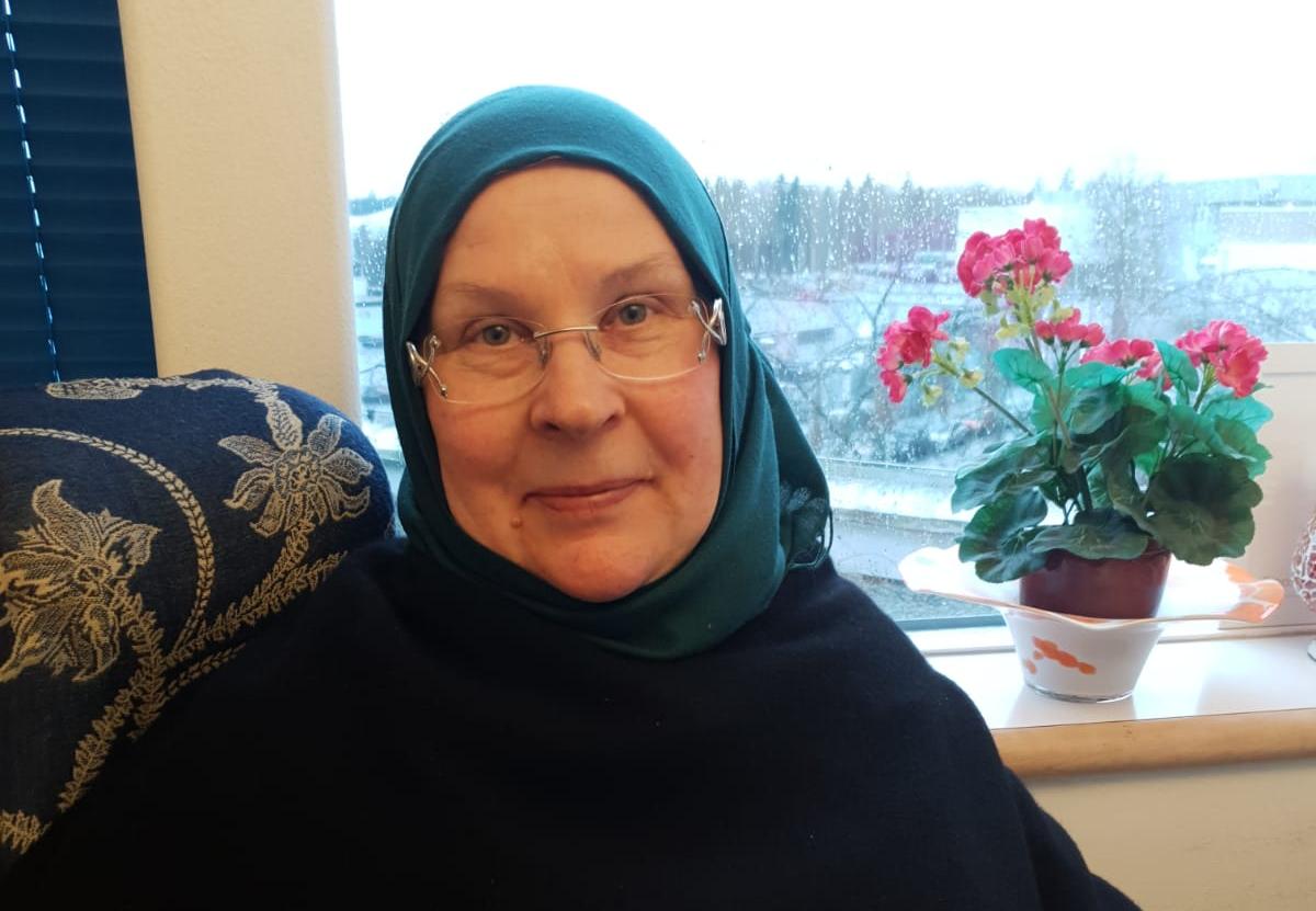 Ulla Parkkinen befinner sig för närvande i Finland. Hon växte upp i Karelen. ”Jag blev muslim vid 14 års ålder”, säger hon. 