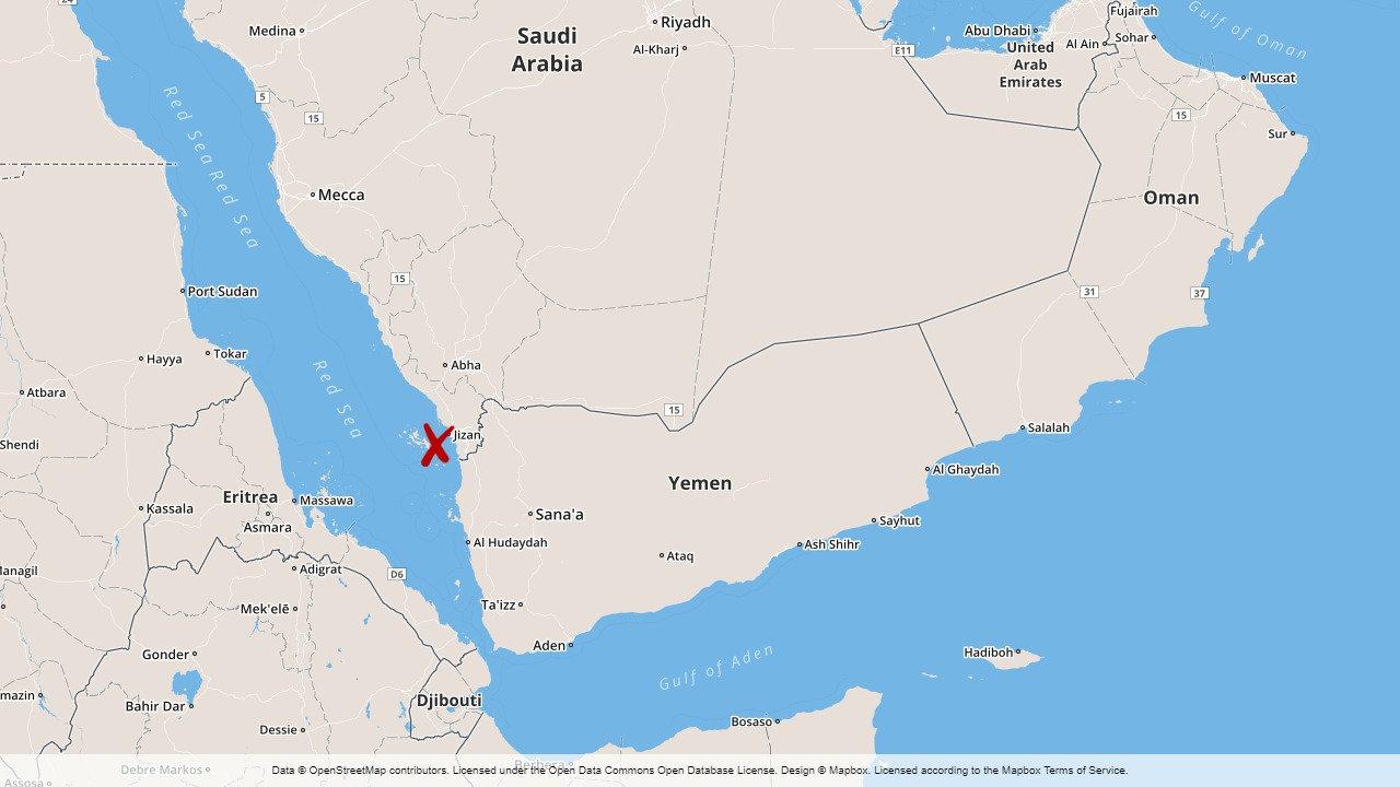 De Iranstödda Huthirebellerna i Jemen säger sig ha attackerat militära installationer och flygplanshangarer på flygplatsen i Jizan i sydvästra Saudiarabien, rapporterar rebellernas tv-station al-Masirah.