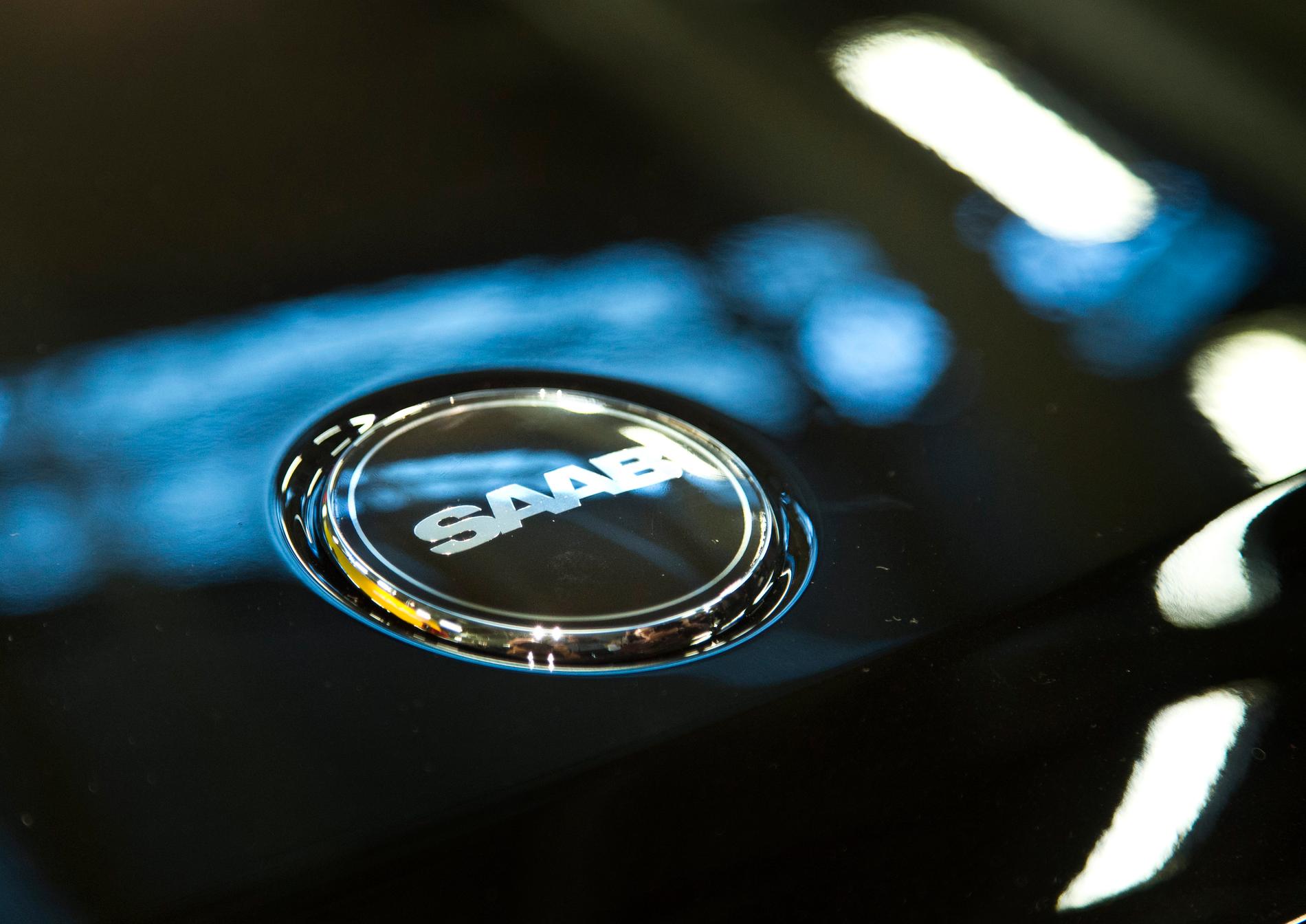 När Nevs återupptog produktionen av Saab 2013 hade gripen försvunnit från logotypen. 