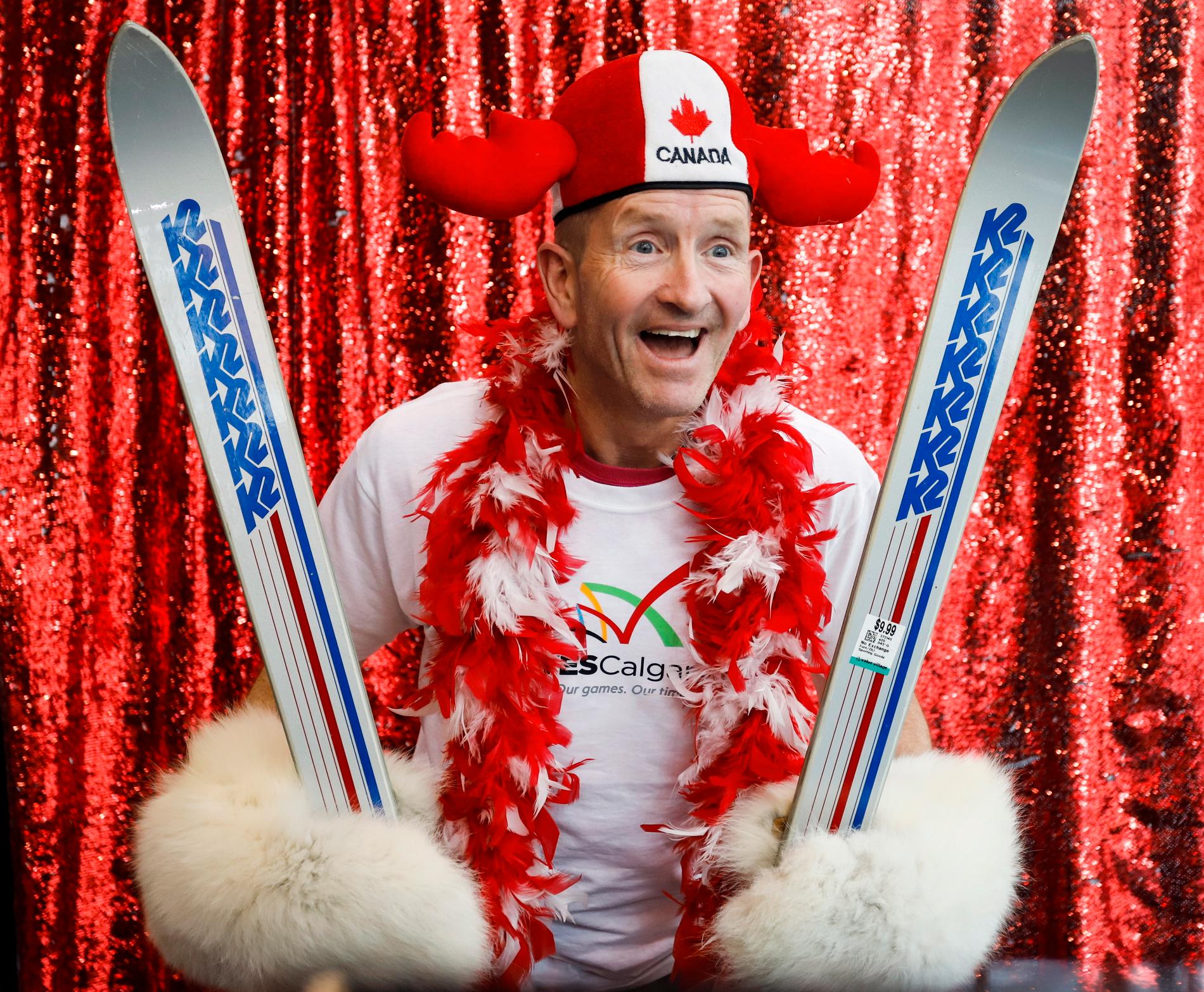 Klassiska ”Eddie The Eagle” stödjer Calgarys OS-kampanj.
