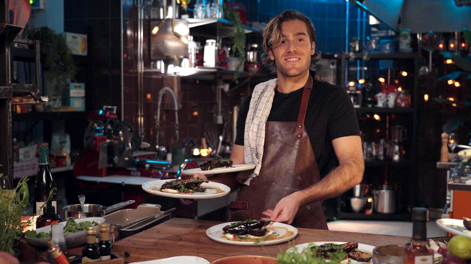 Benjamin Ingrosso bjuder in andra kändisar till sitt kök i ”Benjamin’s”. 
