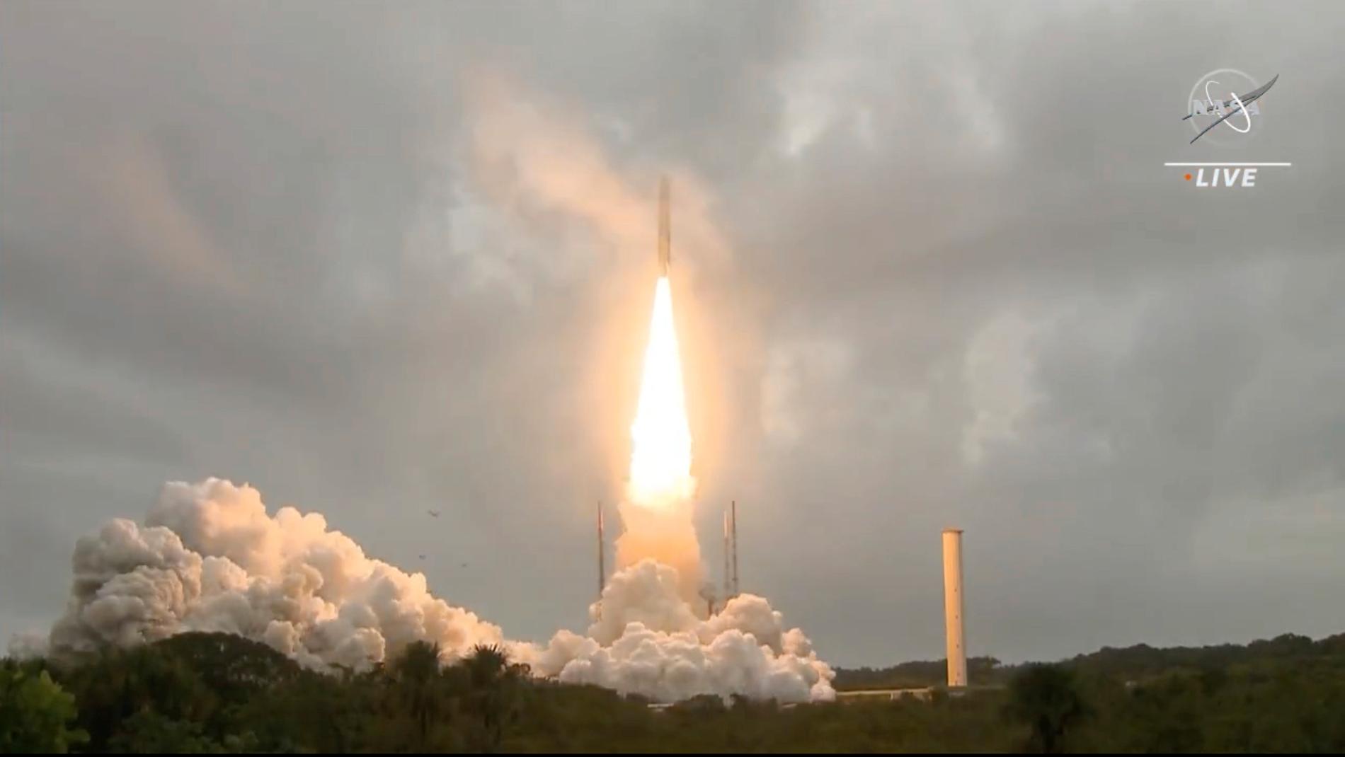 James Webb-teleskopet sköts upp med hjälp av raketen Ariane 5 under juldagen 2021.