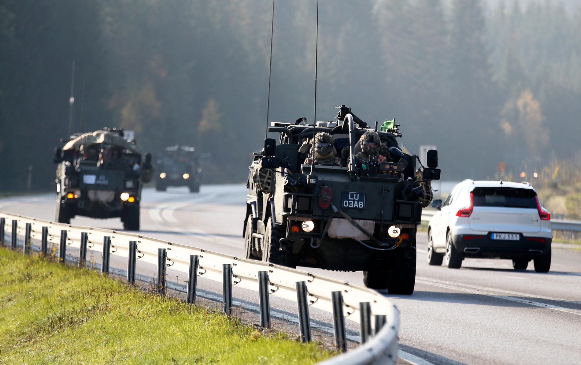 Natomilitärer i Sverige på väg till en övning i Norge 2018.