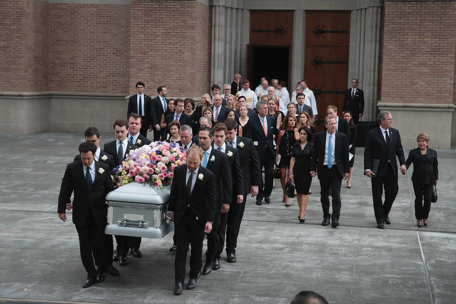 Barbara Bushs begravning.