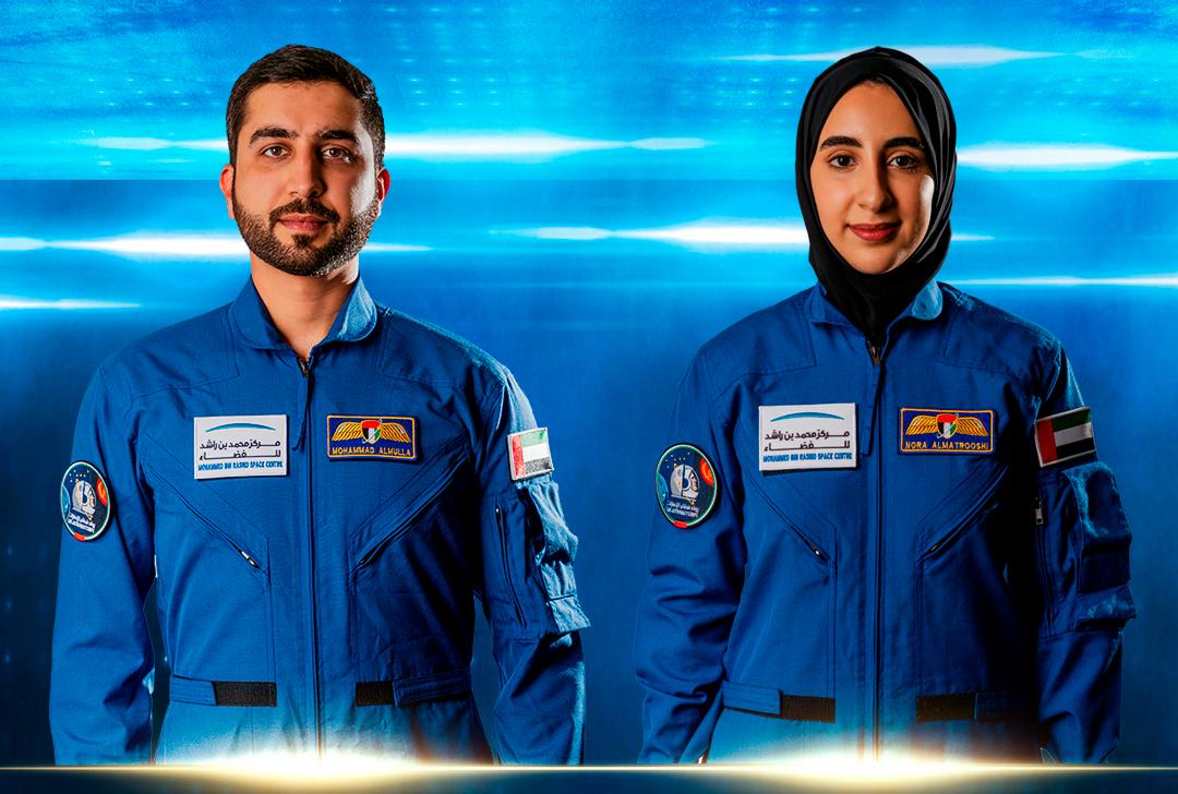Förenade arabemiratens nya astronauter Mohammed Al-Mulla och Noura Al-Matrooshi.