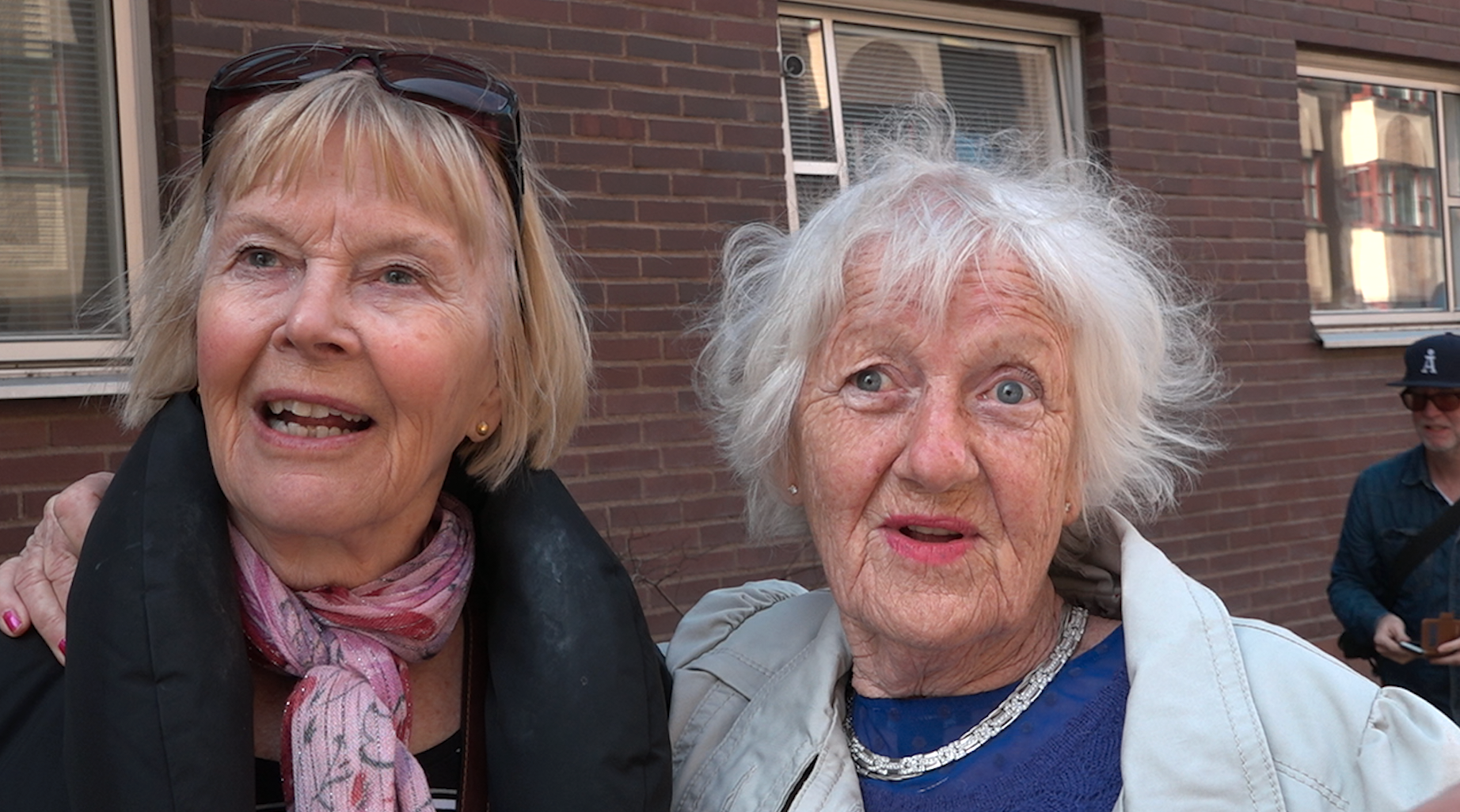 Ulla Esving och Mary Nilsson, båda 80 år unga.