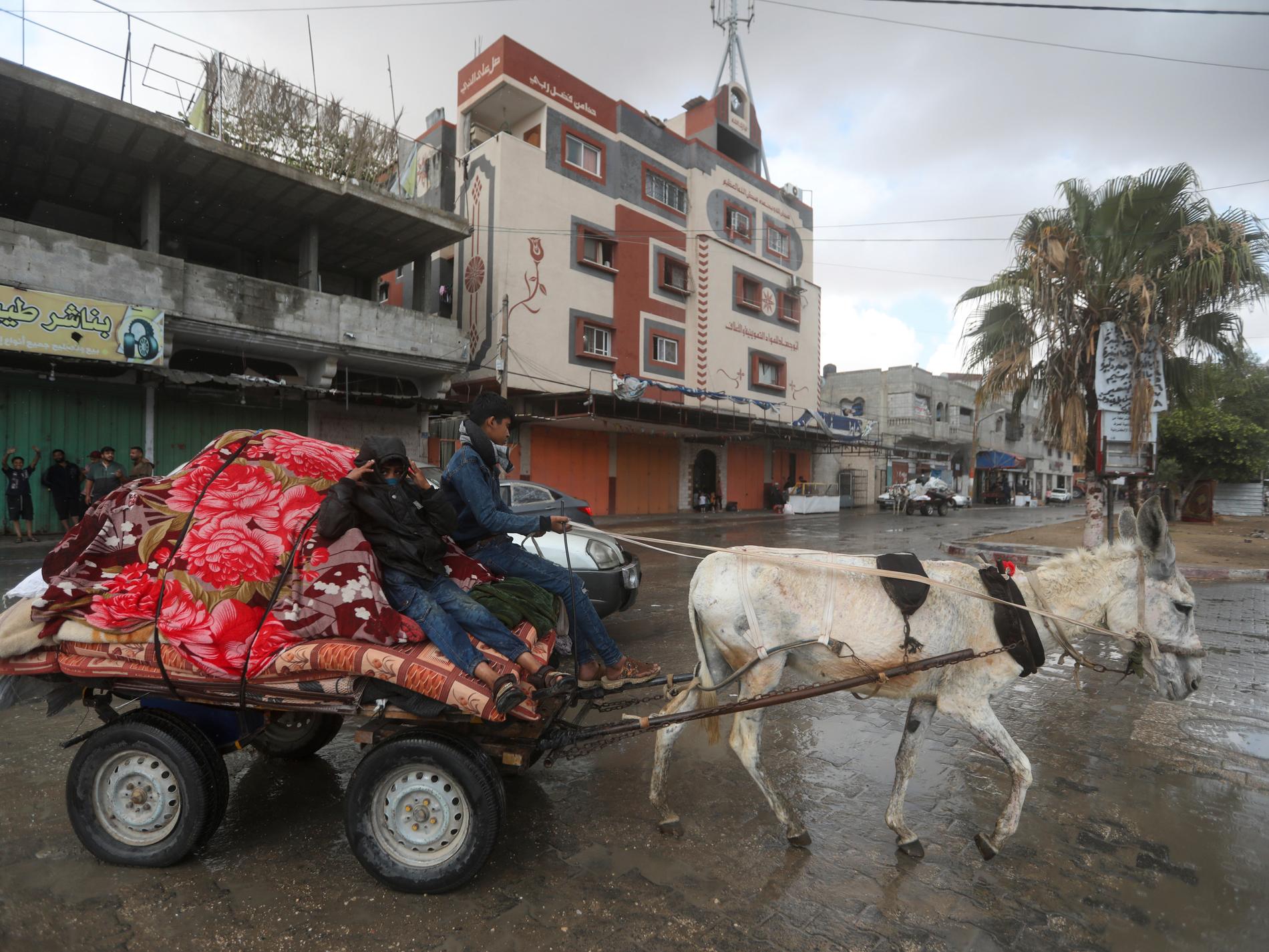 Stridsvagnar i Rafah – "mindre insats"