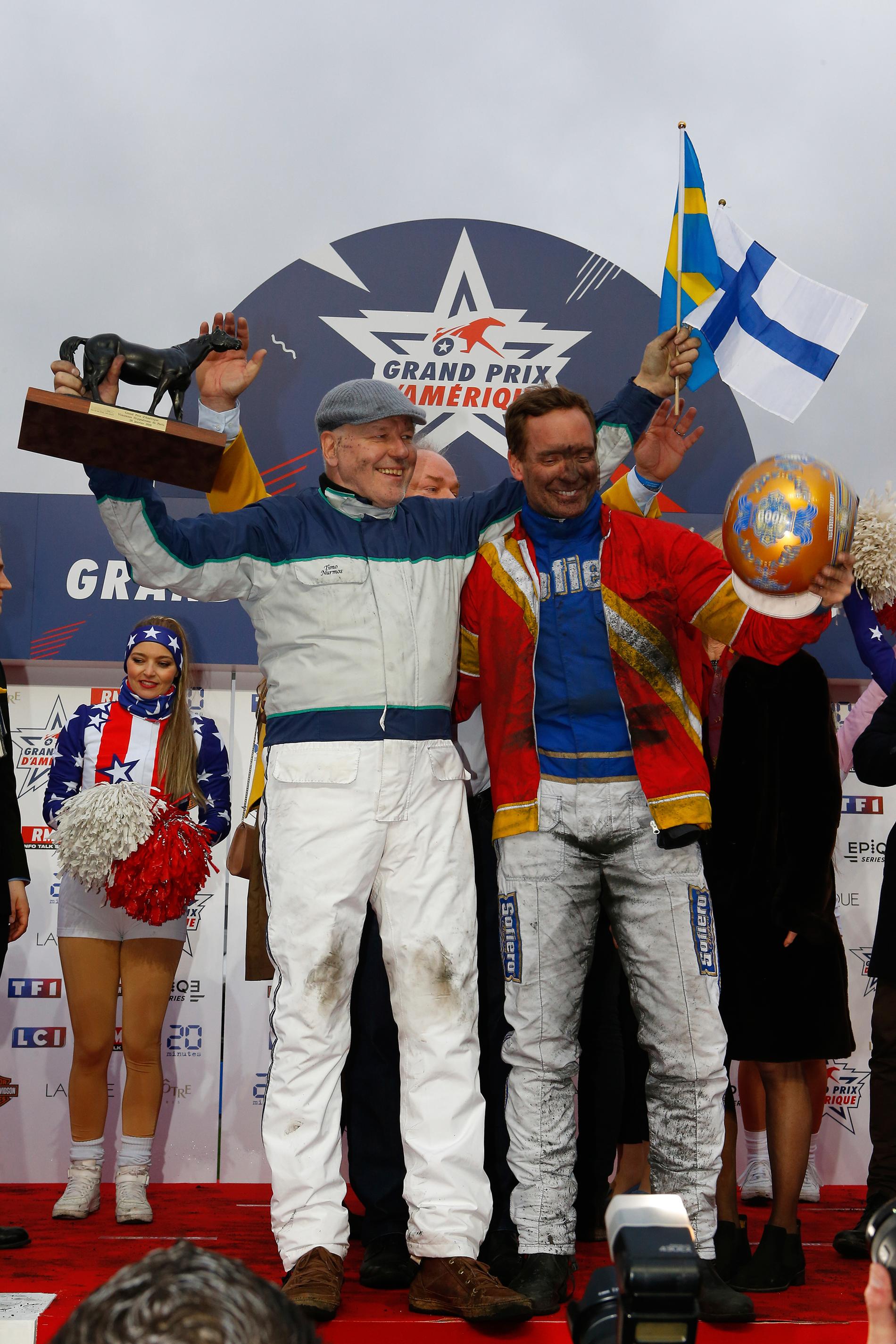 Timo Nurmos och Björn Goop efter segern med Readly Express 2018.