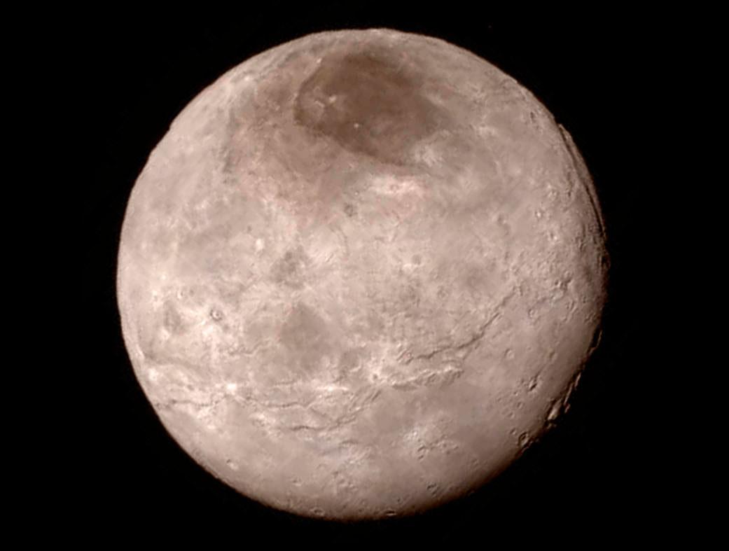 Plutos största måne Charon